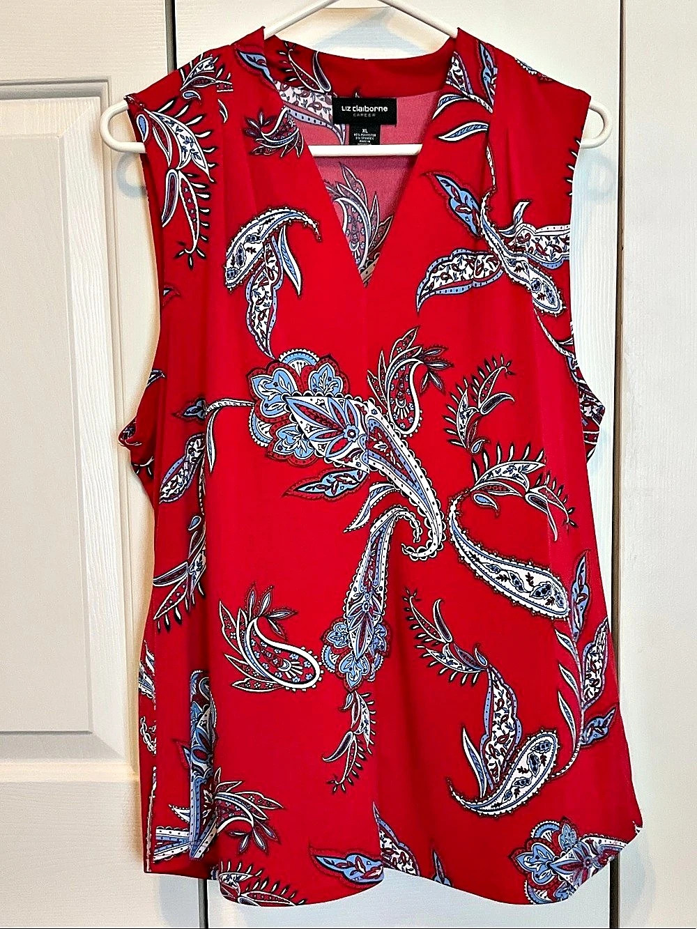 Liz Claiborne Paisley Sleeveless Blouse in Red
